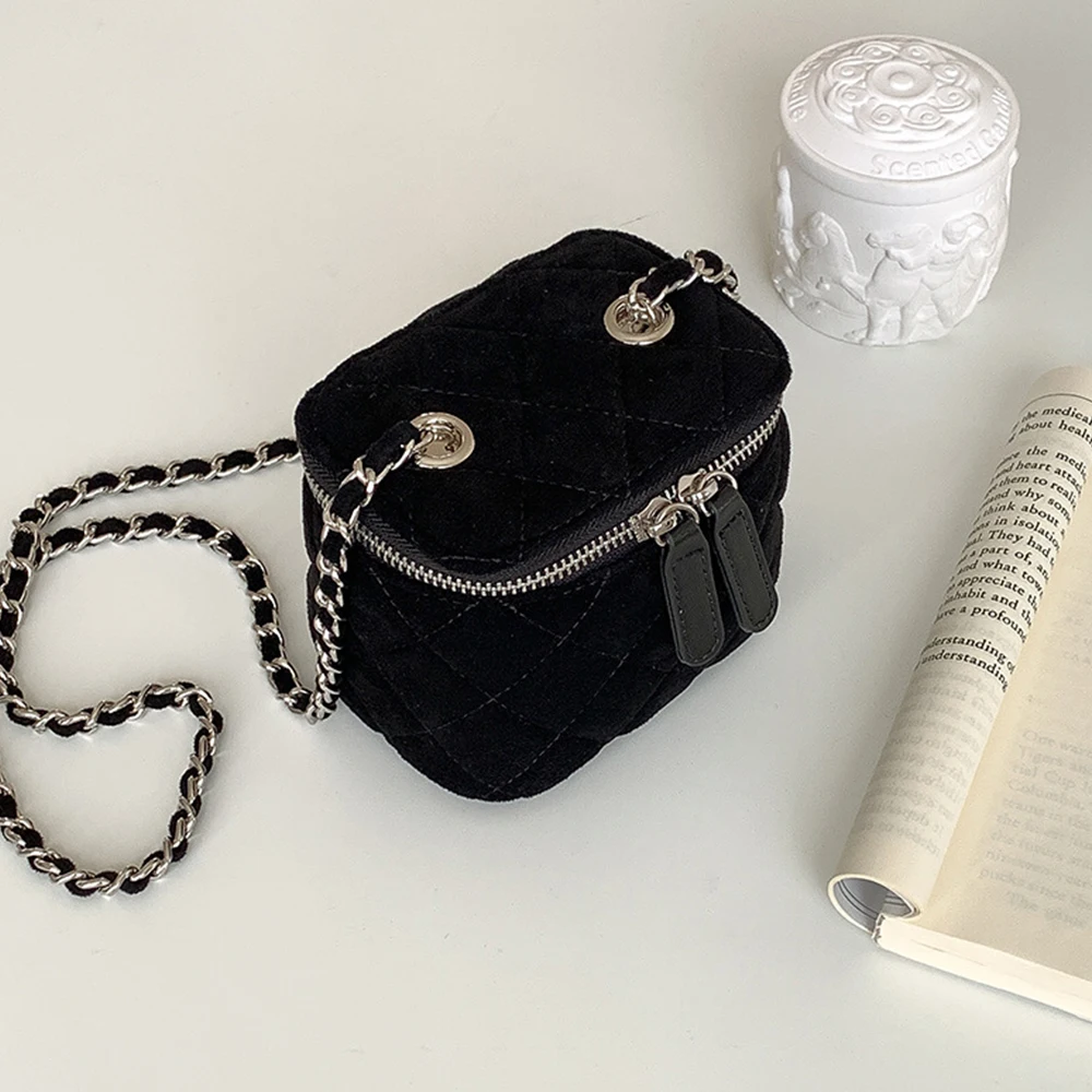 Luxury Bags Sling - حقيبة كتف نسائية صغيرة من جلد