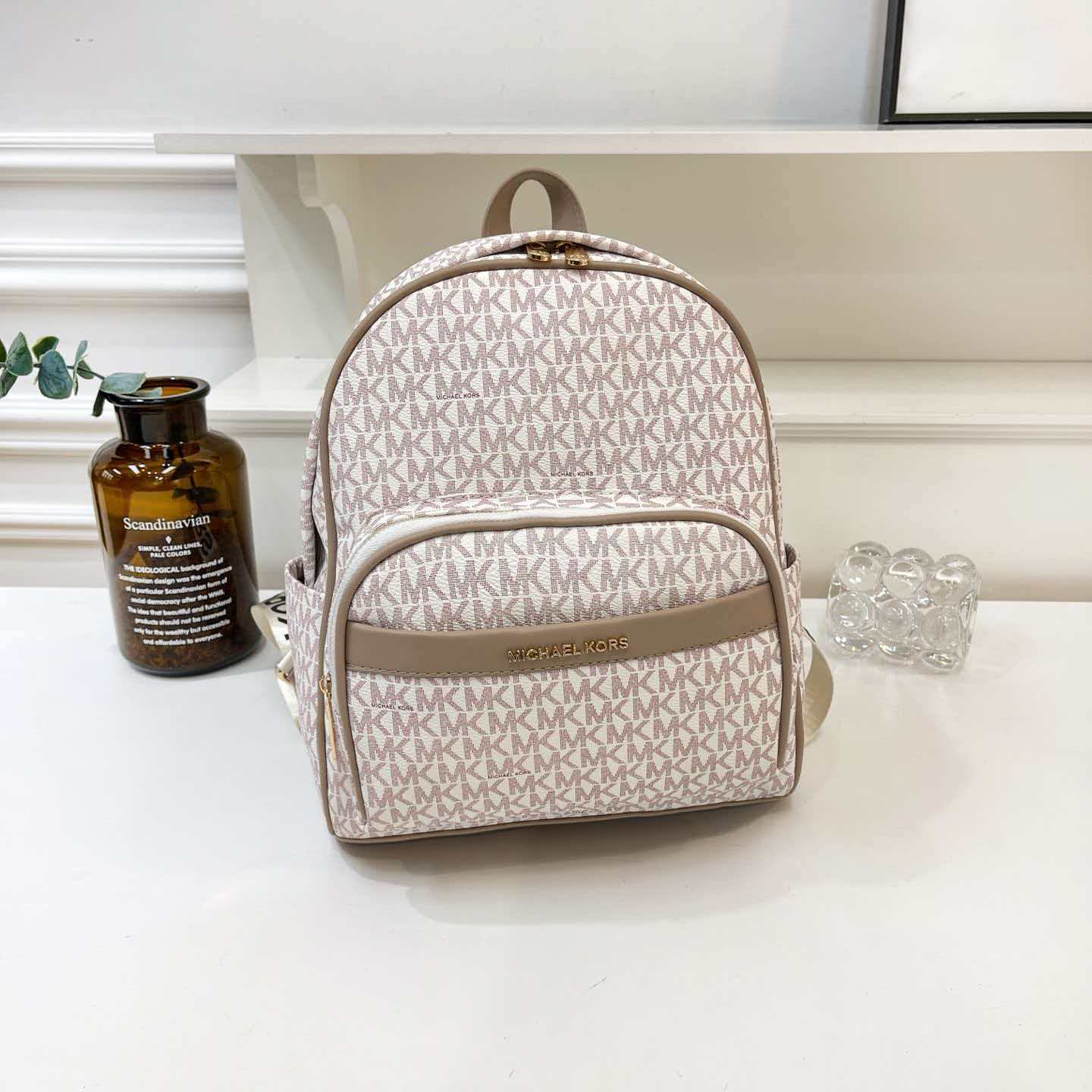 حقيبة ظهر MK/مايكل كورس 2026 ا - مراجعة Luxury Bags Michael Kors وسعره