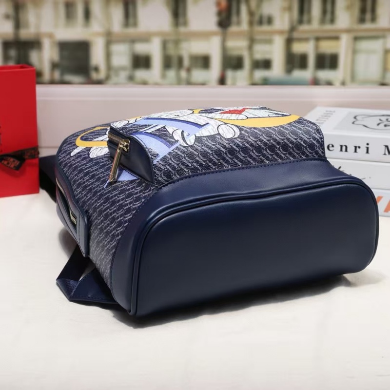 حقيبة كتف بطبعة دب لطيفة مستوح - مراجعة Luxury Bags For Travel وسعره