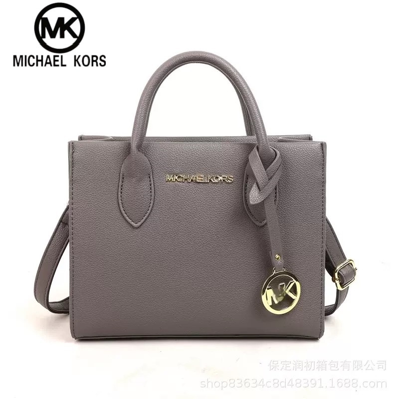 حقيبة كتف نسائية عصرية وأنيقة  - مراجعة Luxury Bags Michael Kors وسعره