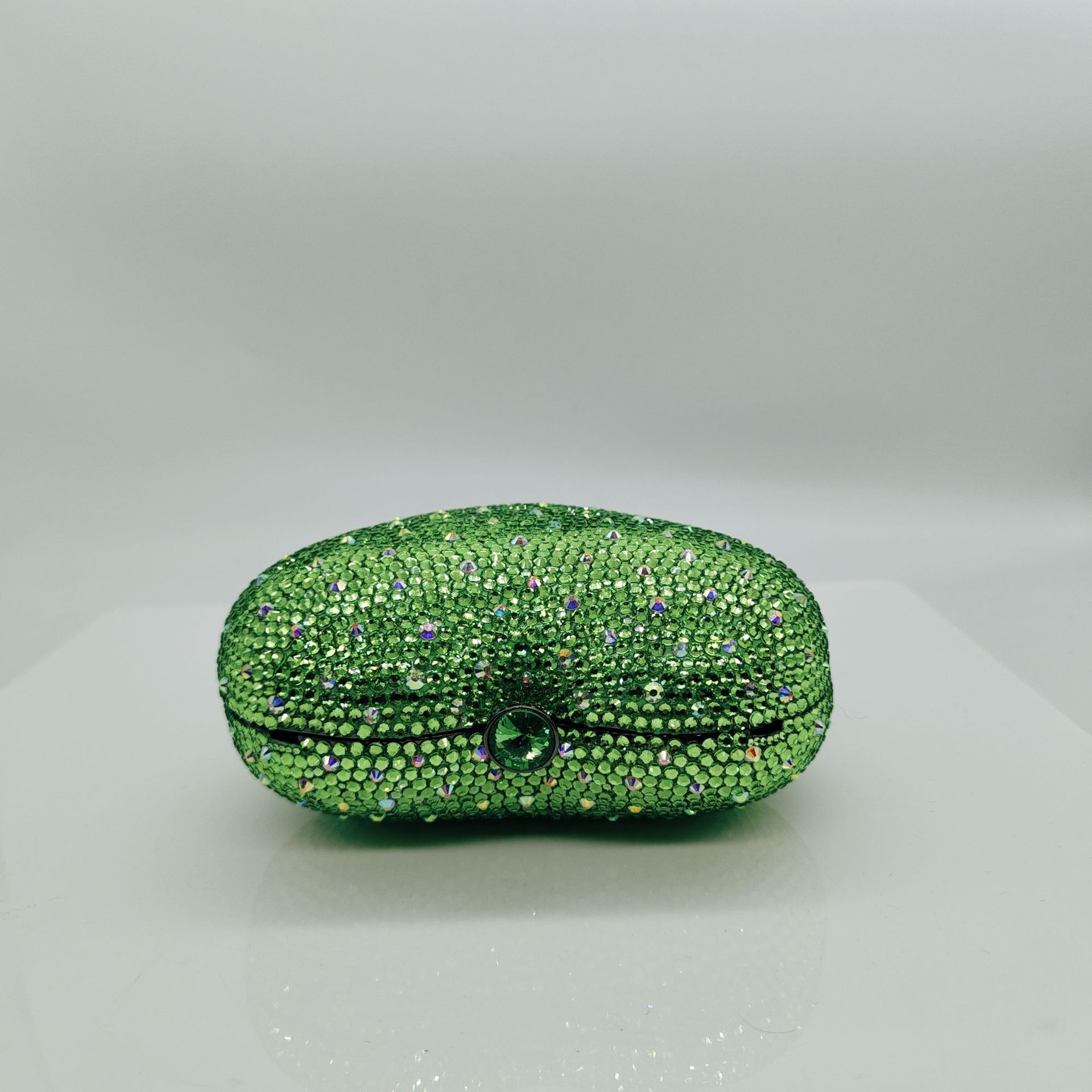 الراقية شكل قلب المرأة كريستال - مراجعة Luxury Bags Green وسعره