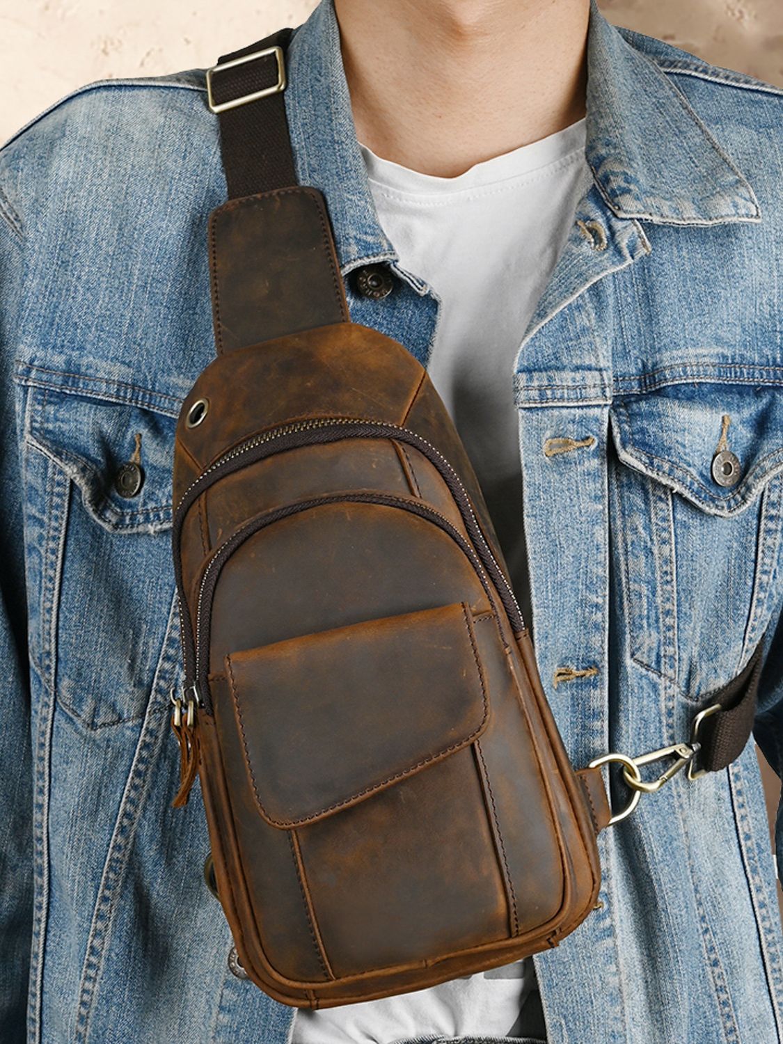 حقيبة صدر رجالية فاخرة متعددة  - مراجعة Luxury Bags Vintage وسعره