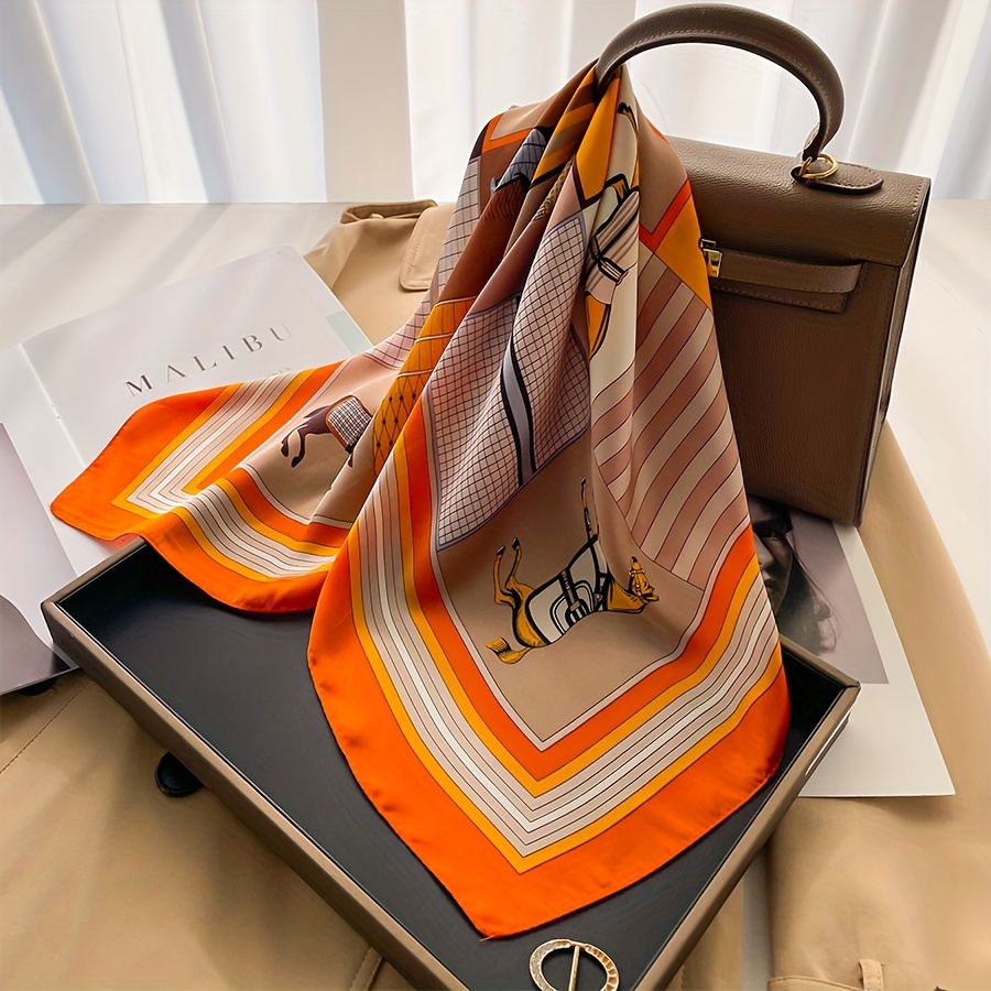 وشاح حريري مربع بنمط حصان فاخر - مراجعة Luxury Bags Office وسعره