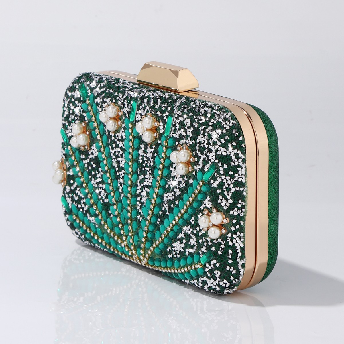 حقيبة كلاتش مسائية فاخرة مزينة - مراجعة Luxury Bags Green وسعره