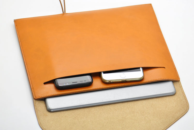 حقيبة كمبيوتر محمول رفيعة للغا - مراجعة Briefcase Leather Slim وسعره