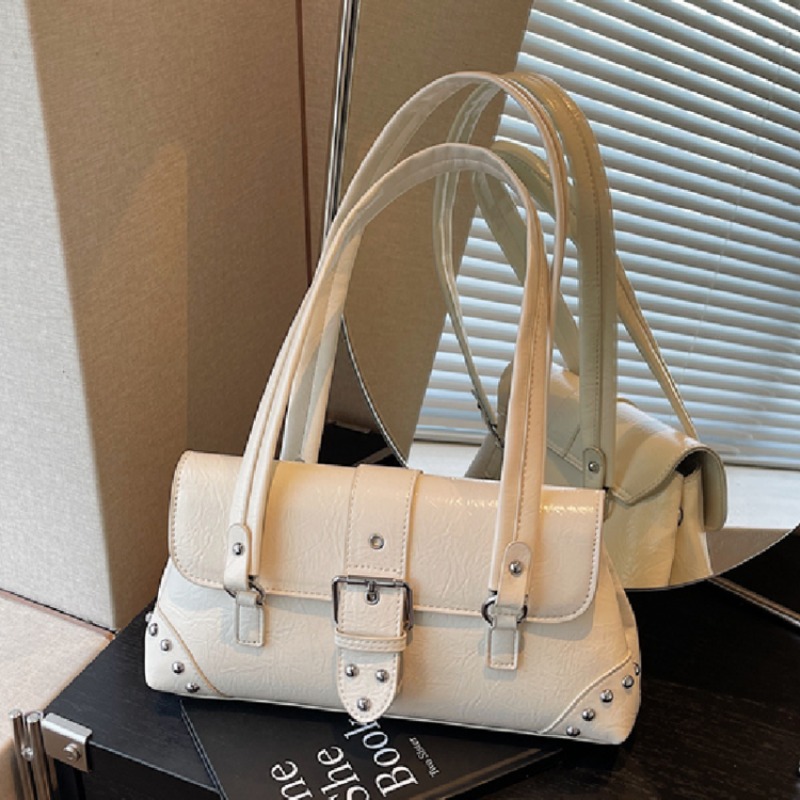 حقيبة حفاضات أصلية بتصميم ريتر - مراجعة Luxury Bags Paris وسعره