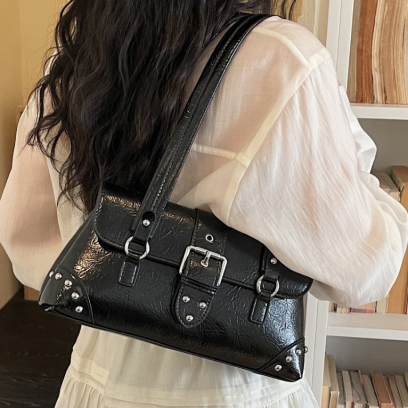 حقيبة حفاضات أصلية بتصميم ريتر - مراجعة Luxury Bags Paris وسعره