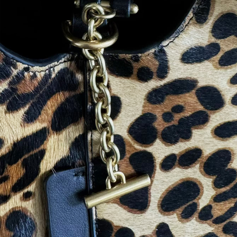 حقائب دلو صغيرة من الجلد الطبي - مراجعة Luxury Bags Vintage وسعره
