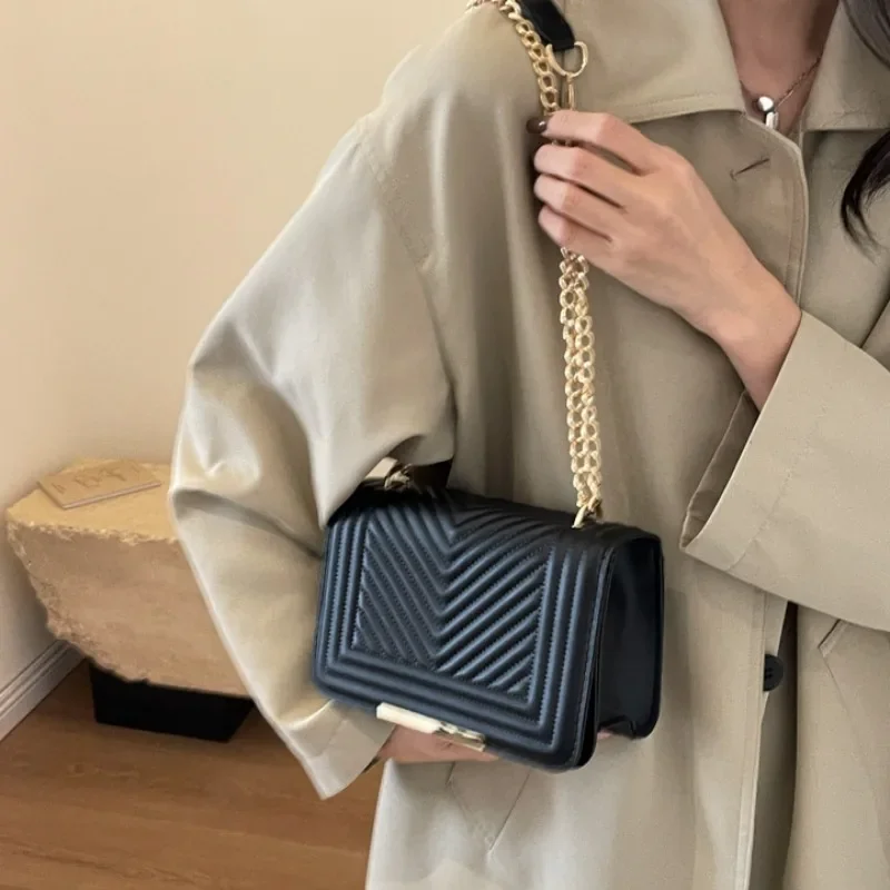 حقائب يد صغيرة على الموضة للنس - مراجعة Luxury Bags Sling وسعره