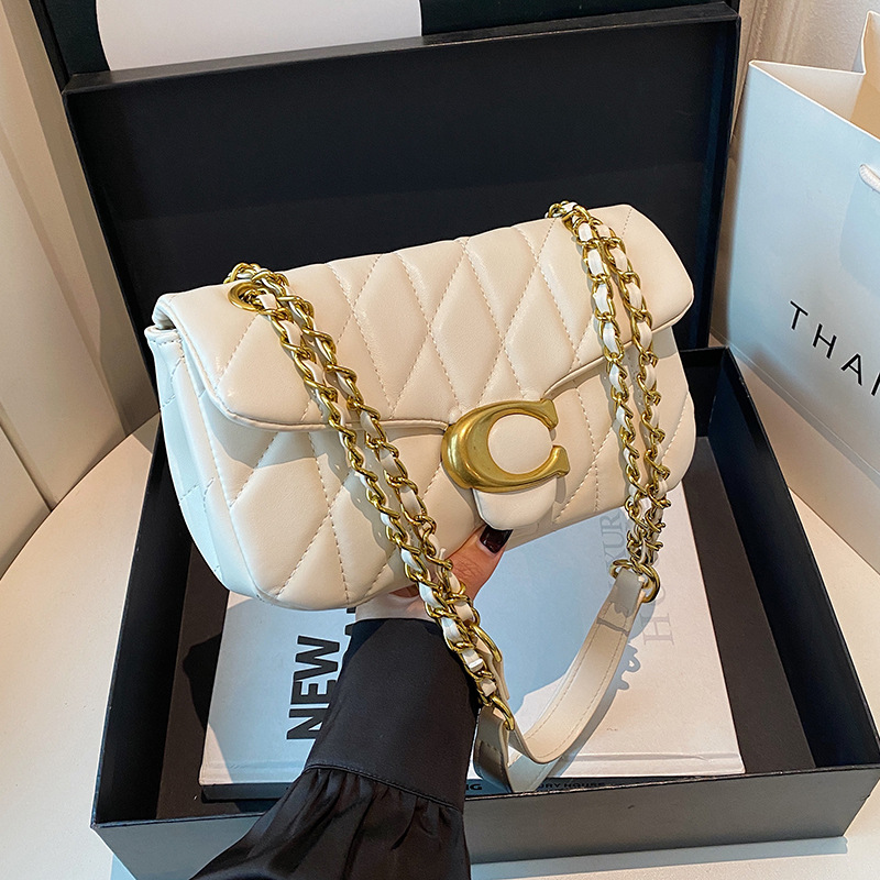 حقيبة كتف نسائية من الجلد المب - مراجعة Luxury Bags Logo وسعره