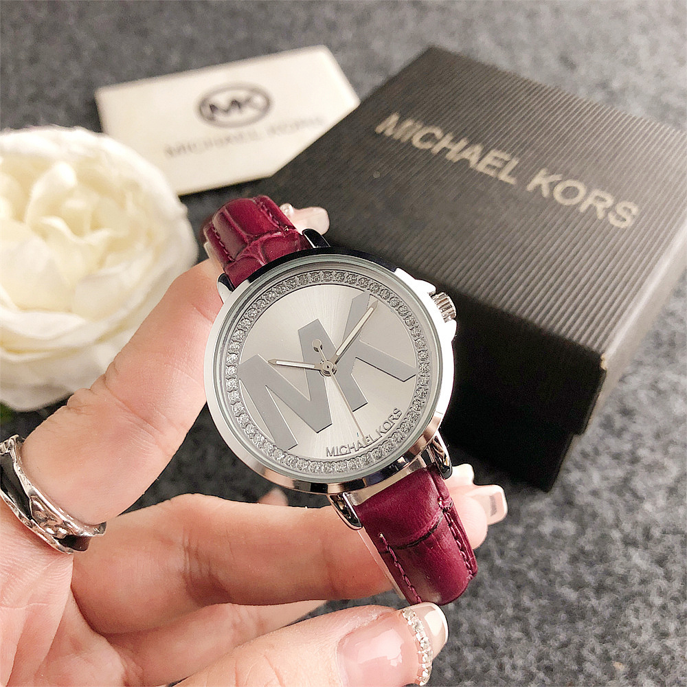 مايكل كورس MK ساعة كوارتز نسائ - مراجعة Luxury Bags Michael Kors وسعره