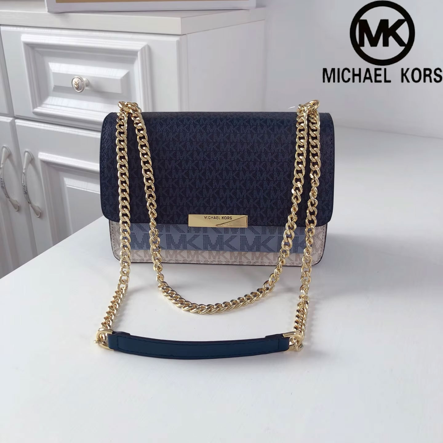 حقيبة كتف نسائية فاخرة من تصمي - مراجعة Luxury Bags Michael Kors وسعره