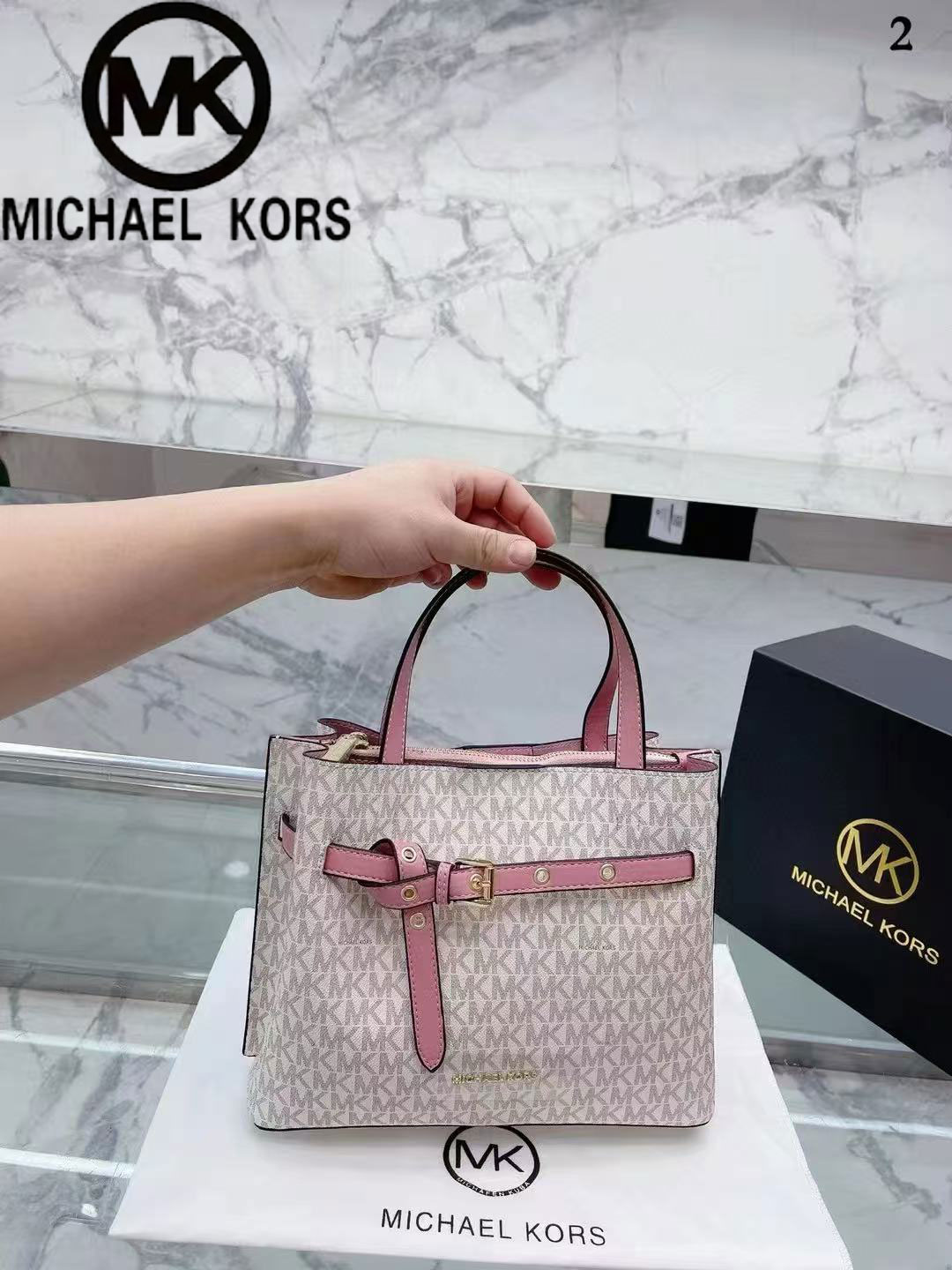 حقيبة يد نسائية جديدة تمامًا و - مراجعة Luxury Bags Michael Kors وسعره