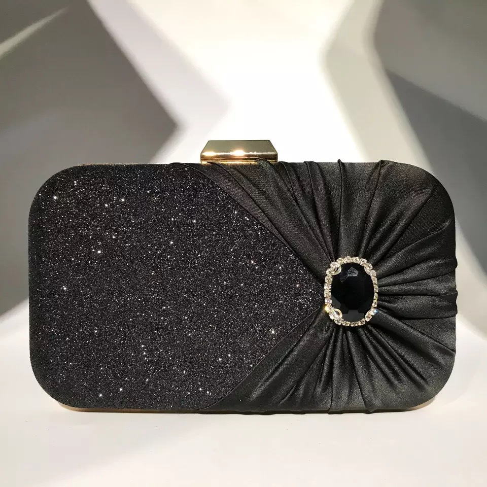 حقائب سهرة فضية فاخرة من الكري - مراجعة Luxury Bags Green وسعره