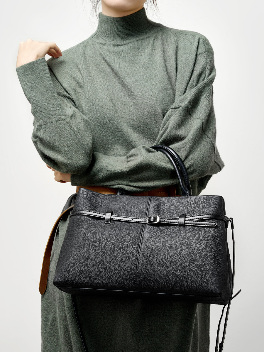 ياناتاري حقيبة نسائية من الجلد - مراجعة Luxury Bags Vintage وسعره
