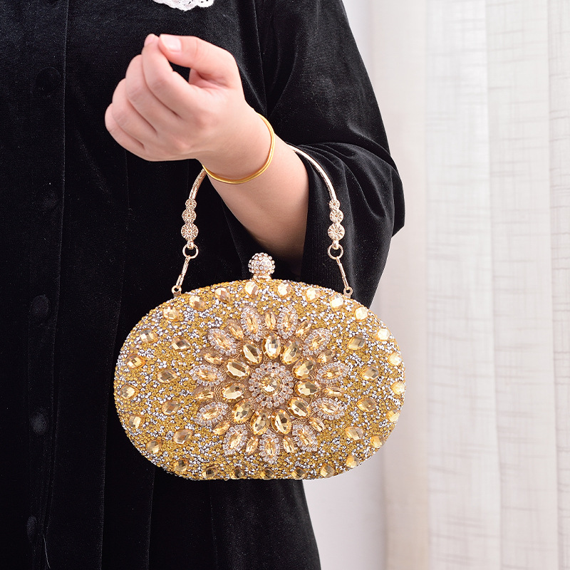 حقائب يد فاخرة للحفلات المسائي - مراجعة Luxury Bags Green وسعره