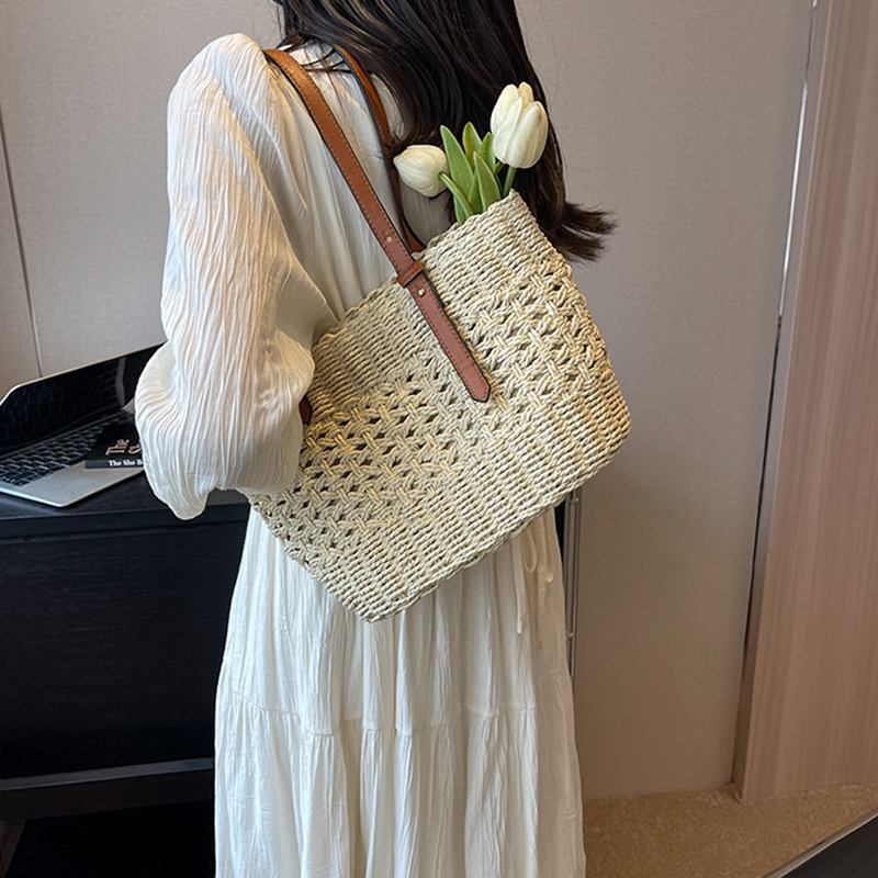 حقيبة يد بوهيمية من القش مع أح - مراجعة Luxury Beach Bags Ysl وسعره