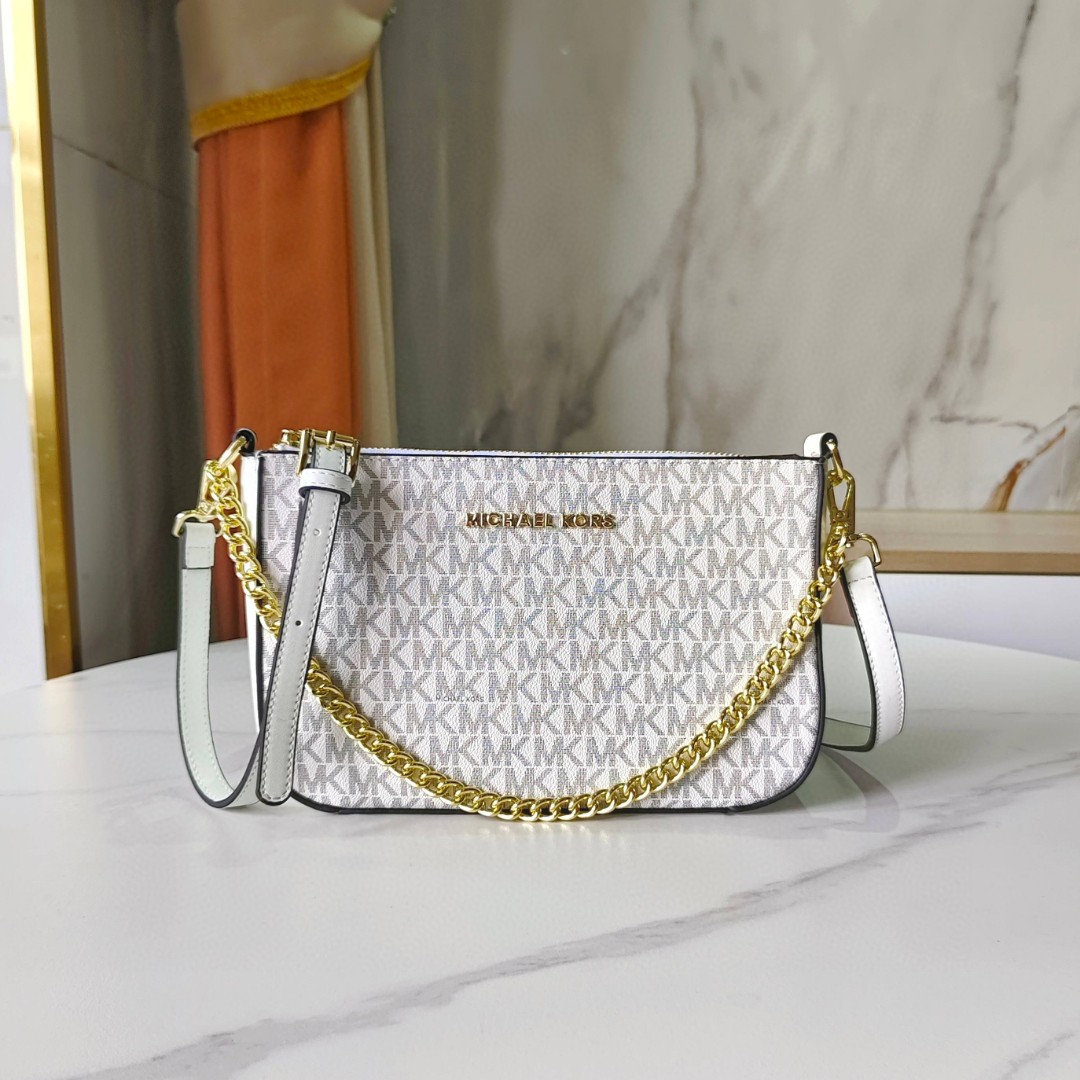 حقيبة كاميرا كلاسيكية جديدة لل - مراجعة Luxury Bags Michael Kors وسعره