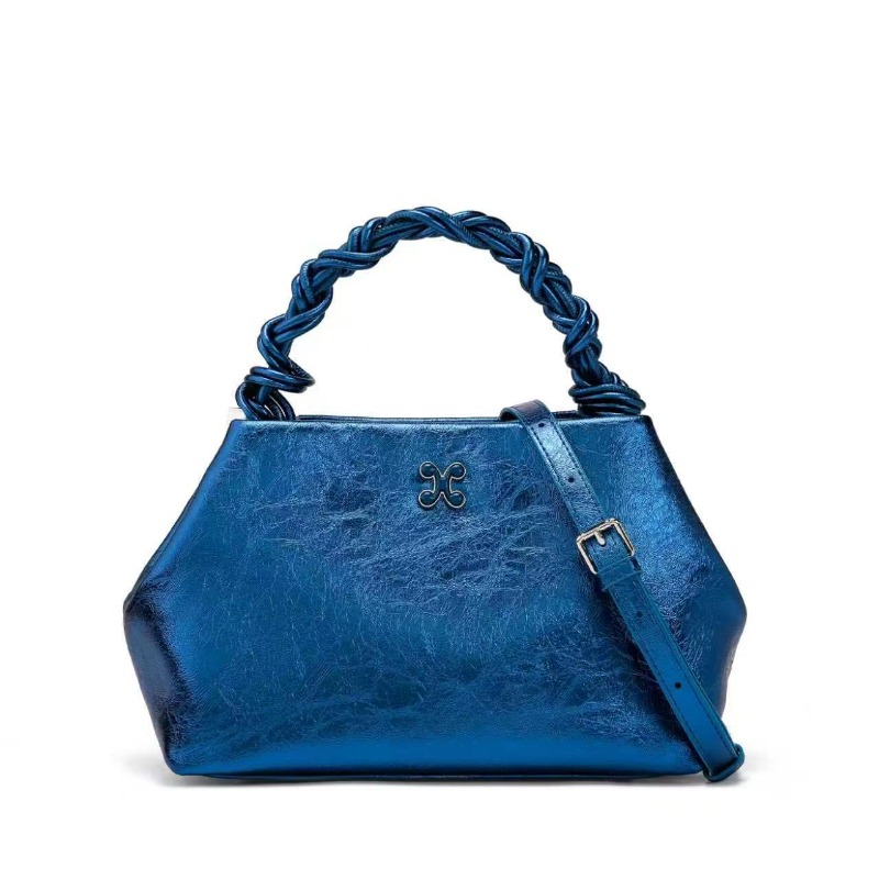 حقيبة يد فاخرة بتصميم بسيط للس - مراجعة Luxury Bags Logo وسعره